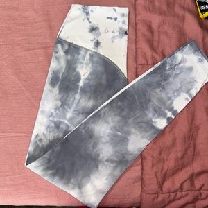 Vitality Balance Athletica valentines leggings small